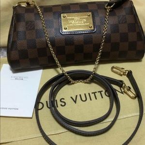 💕Louis Vuitton Damier Eva Clutch💕